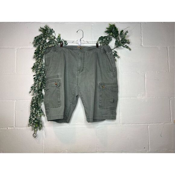 Men’s woolrich olive green cargo shorts - Picture 1 of 4